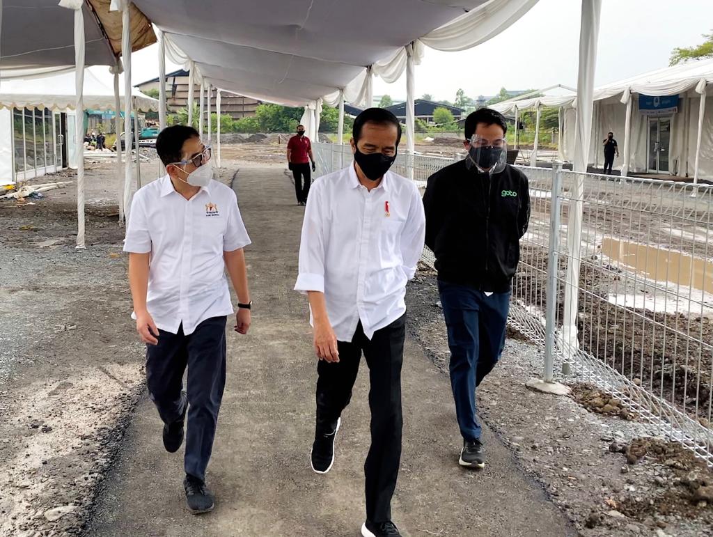 Jokowi Tinjau Pembangunan...