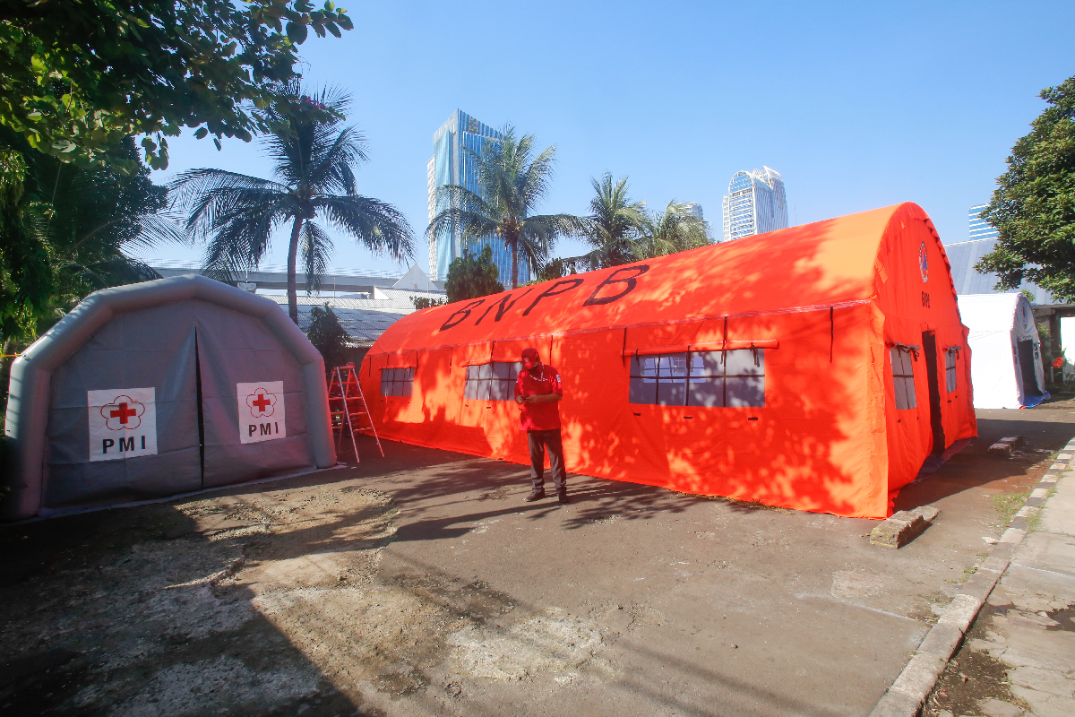 PMI Dirikan Shelter...