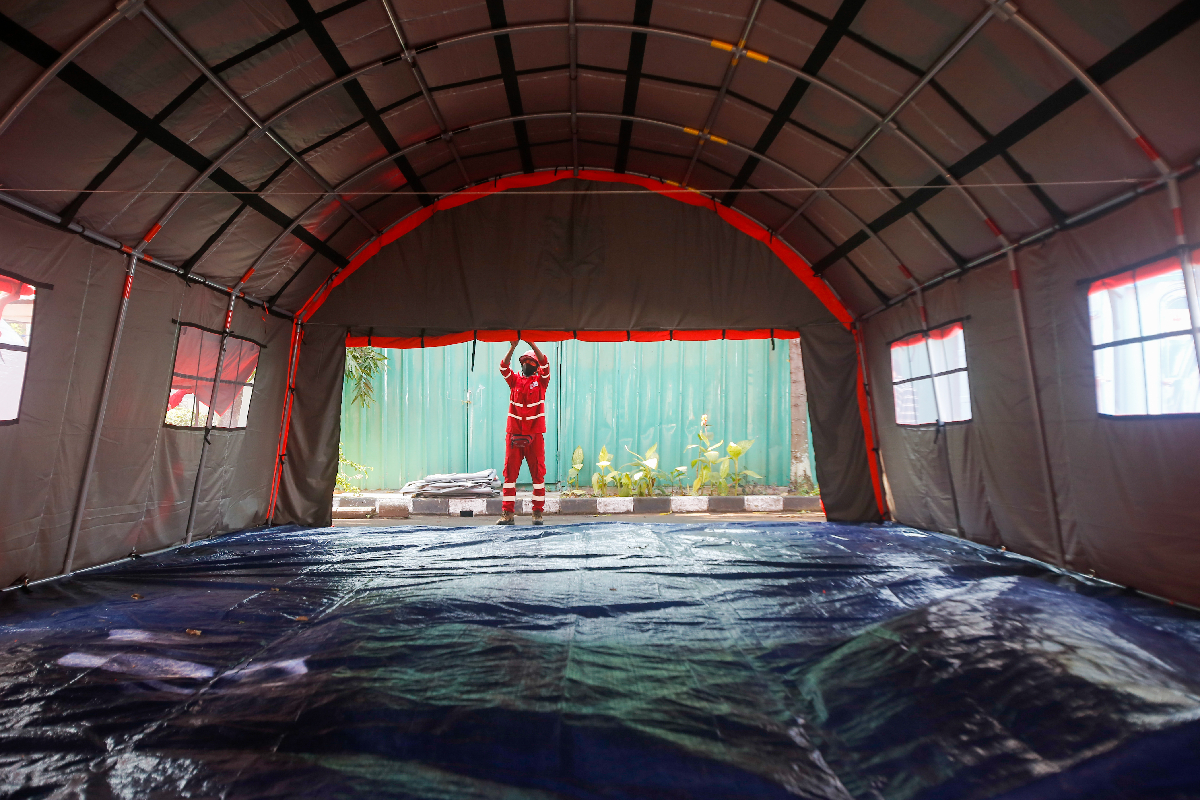 PMI Dirikan Shelter...
