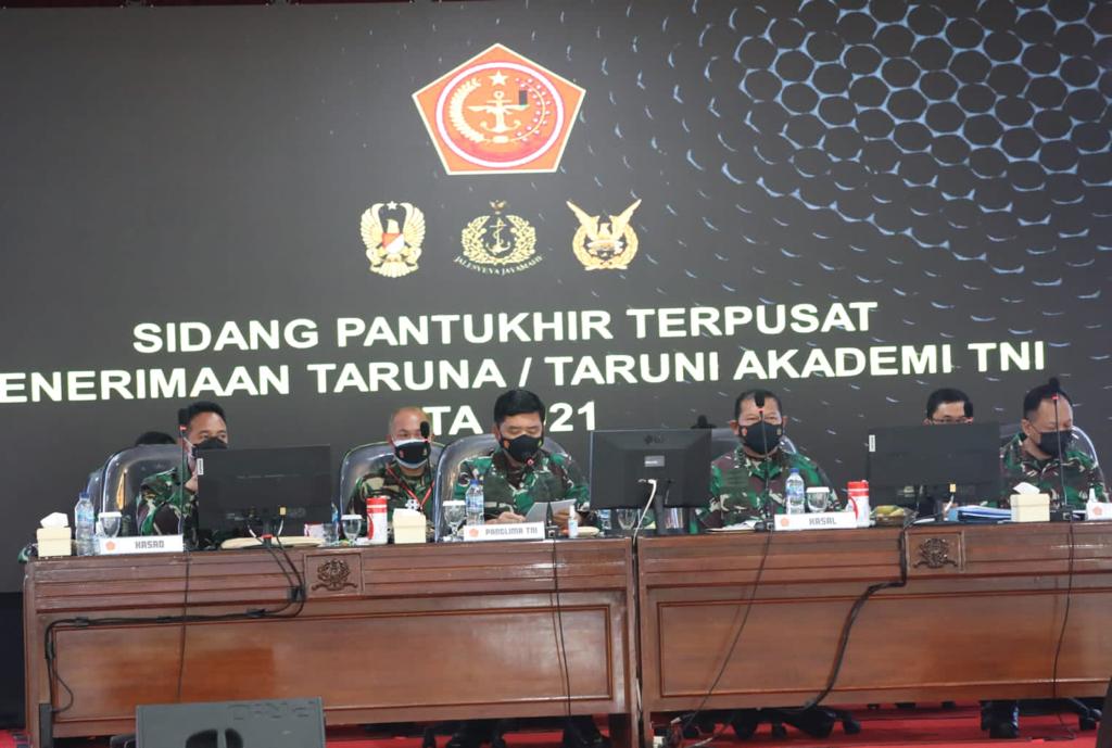 Panglima TNI Pimpin...