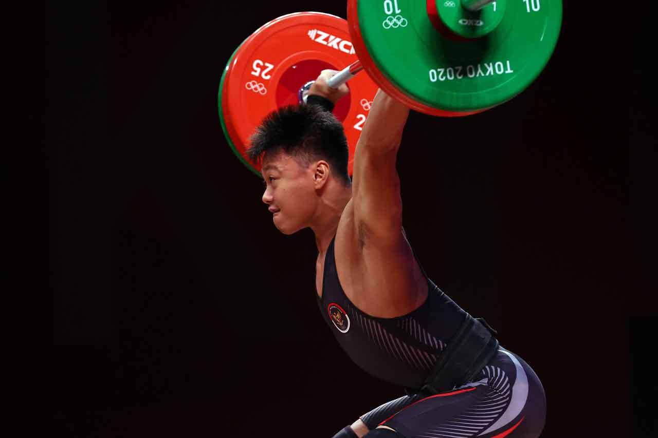 Raih Perunggu, Lifter...