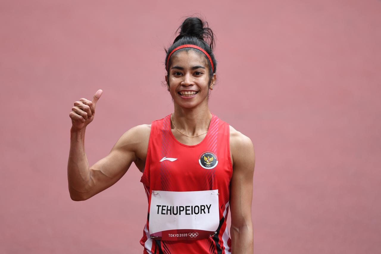 Sprinter Alvin Tehupeiory...