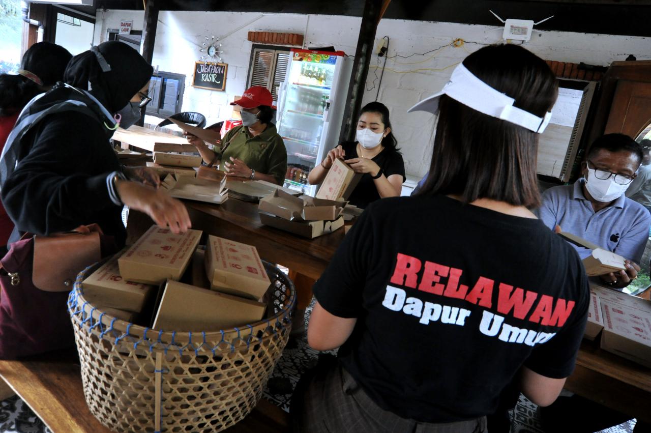 Dapur Umum Gotong Royong...