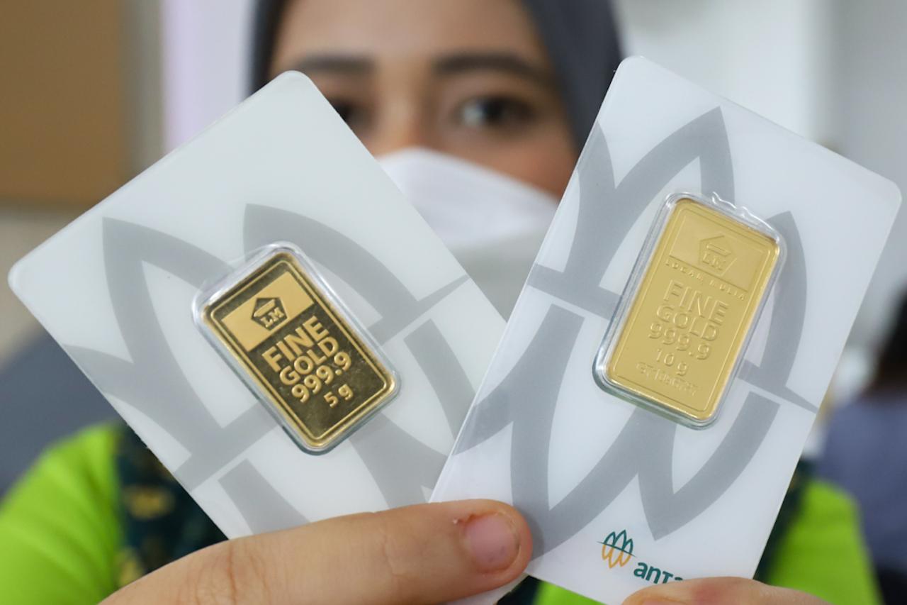 Tren Naik Harga Emas...