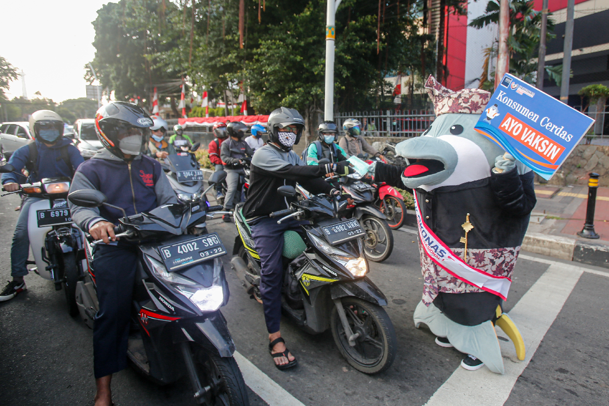 Aksi Maskot Si Enda...