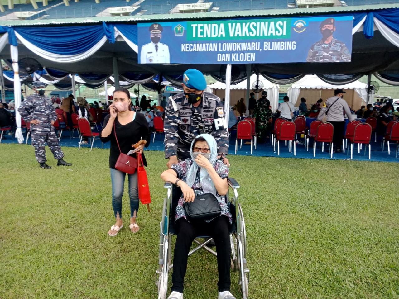 Serbu Malang, TNI AL...