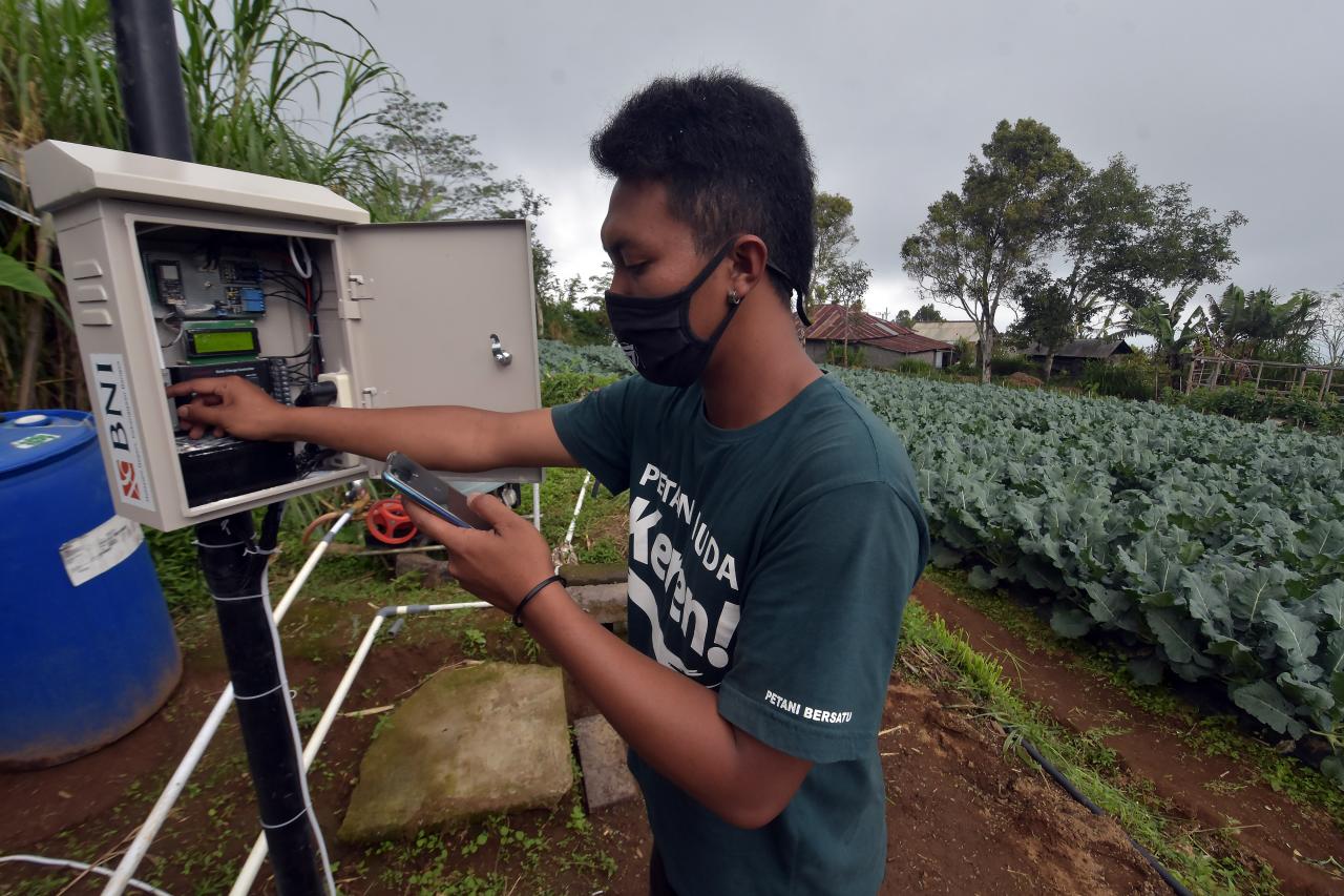 Pertanian Berbasis Teknologi...