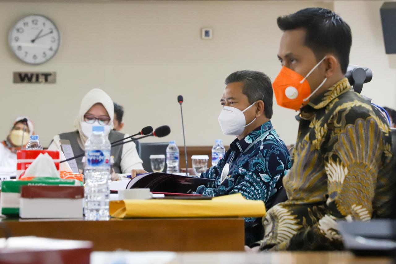 16 Calon Ikuti Fit and...