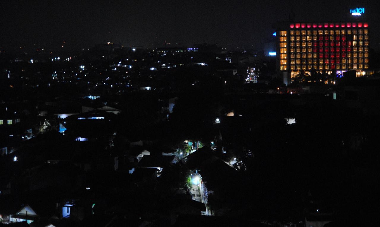 Sambut HUT RI, Hotel...