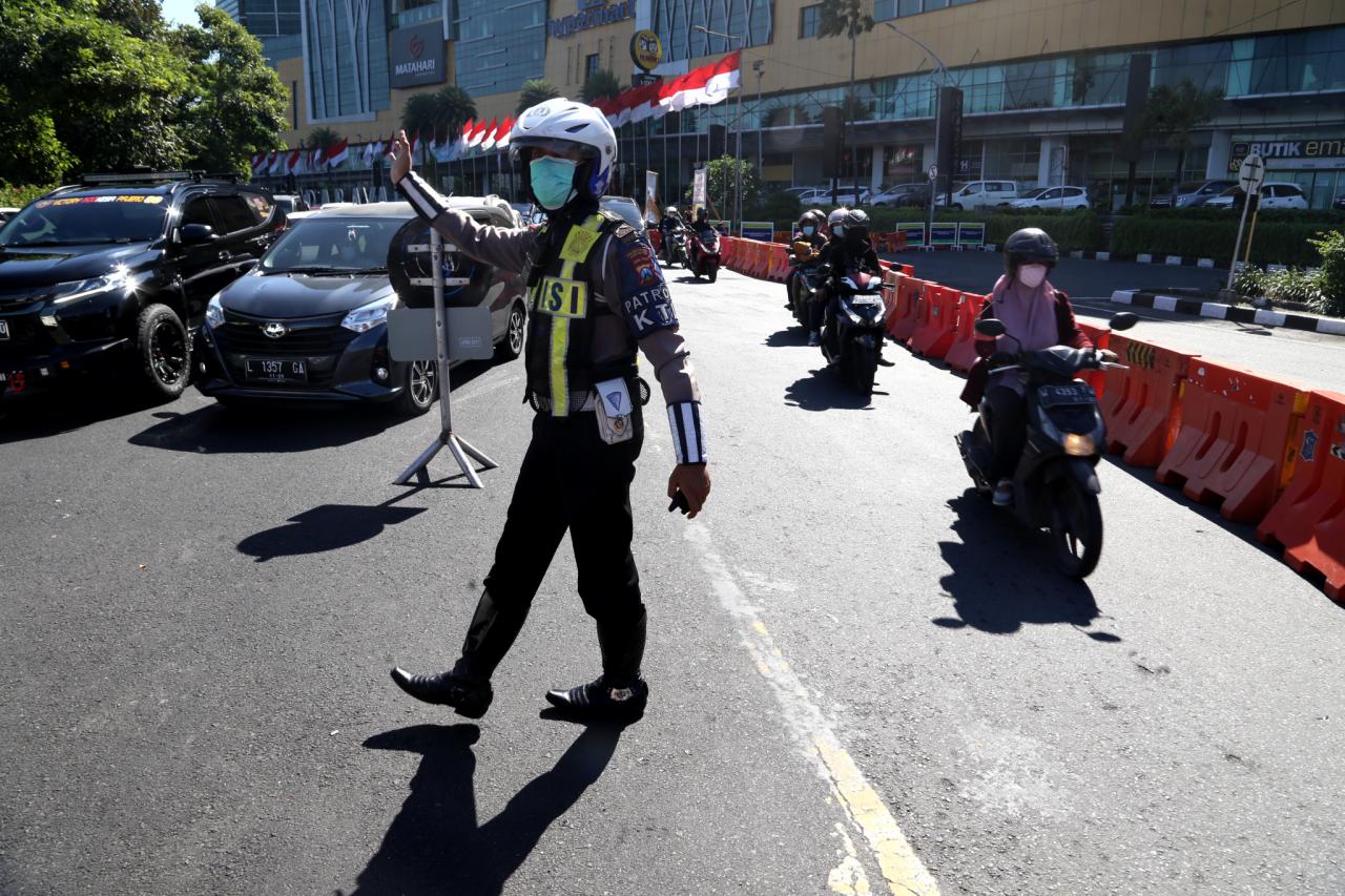 Akses Masuk Kota Surabaya...