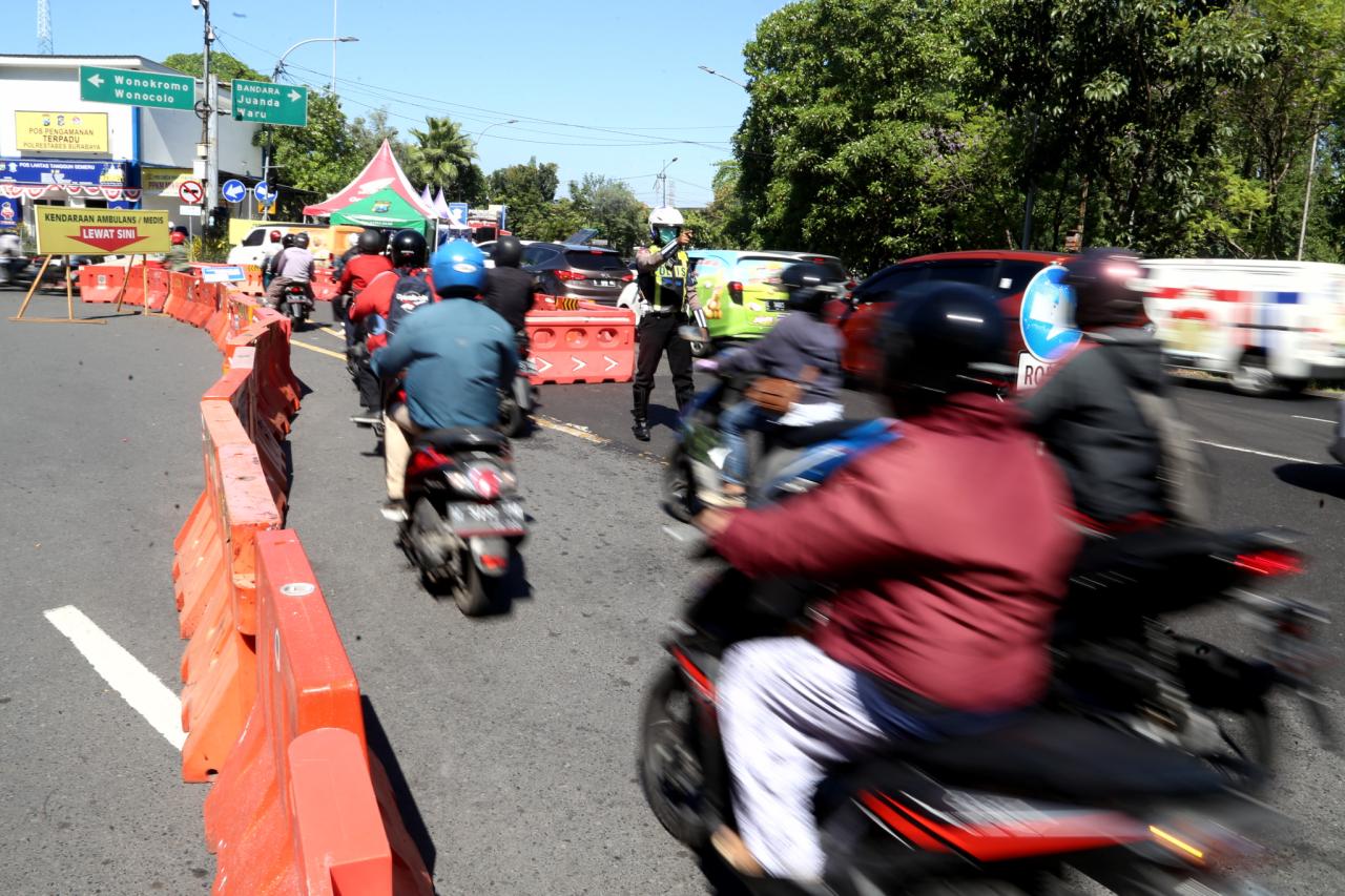 Akses Masuk Kota Surabaya...