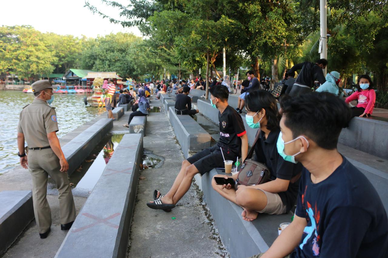 Penyekatan Dibuka, Danau...