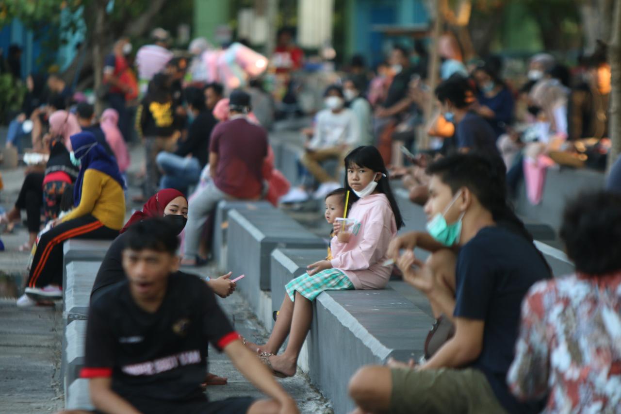 Penyekatan Dibuka, Danau...