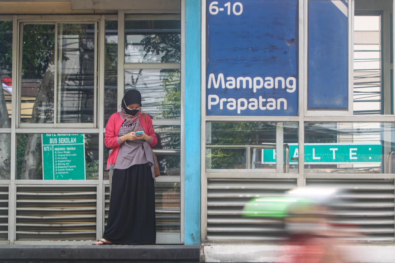 Penumpang TransJakarta...
