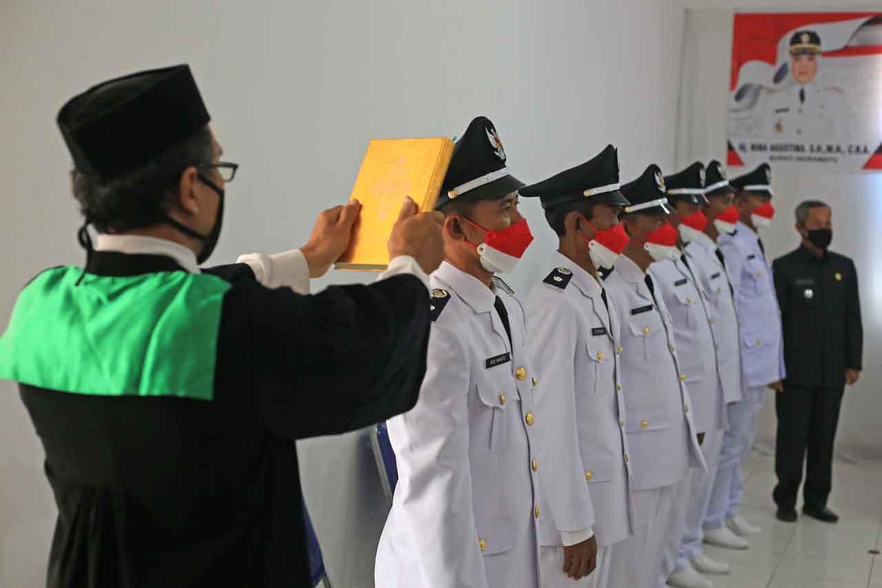 Pelantikan Kepala Desa...
