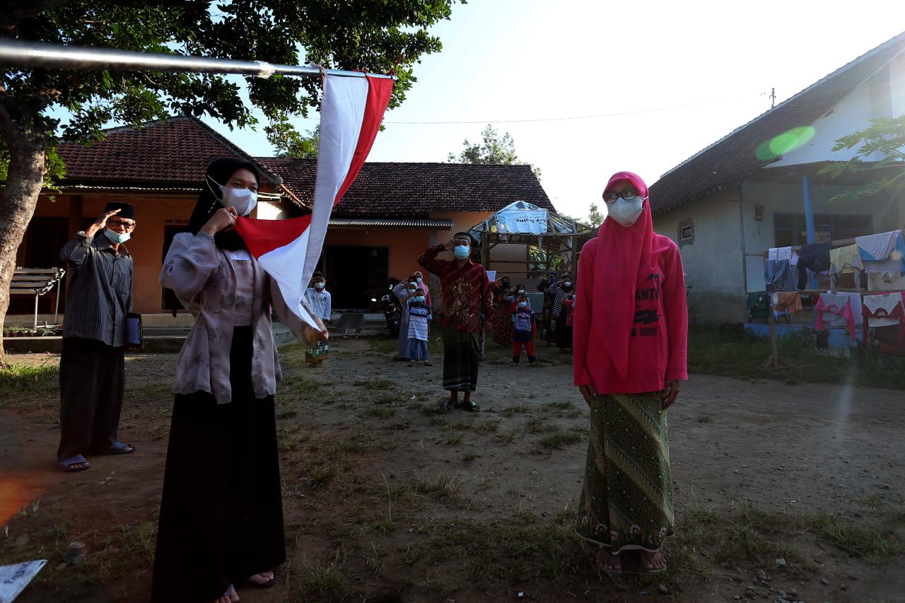 Upacara HUT Kemerdekaan...