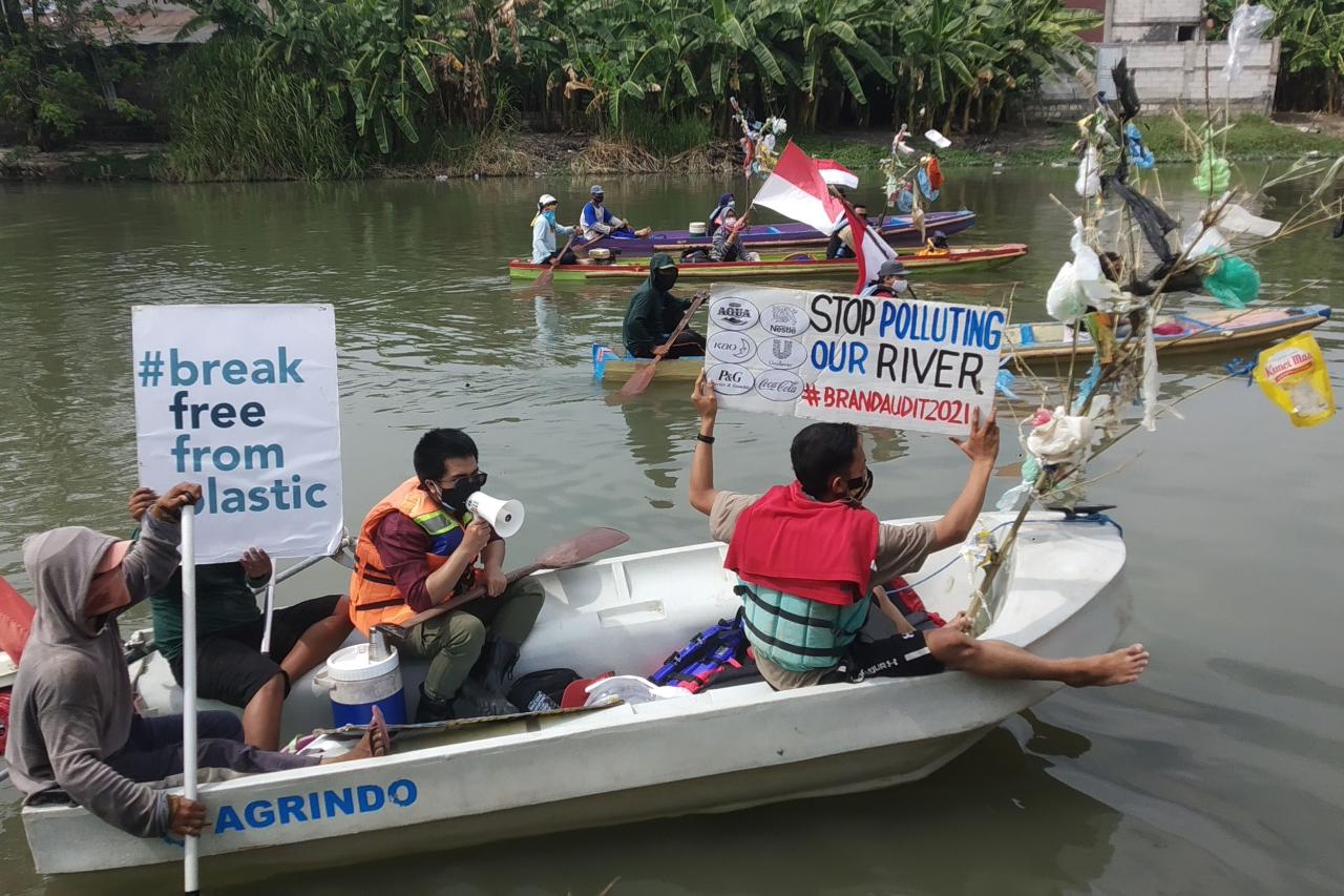Relawan Sungai Nusantara...