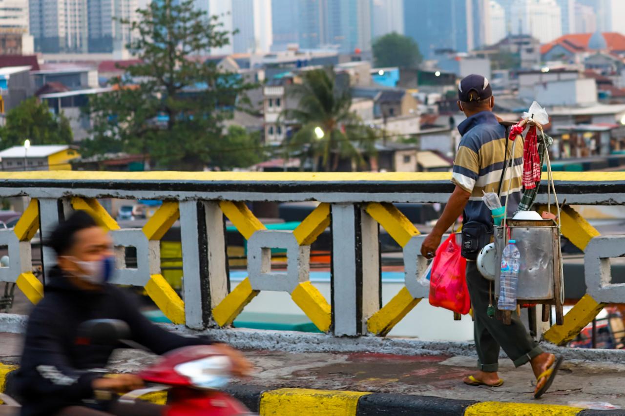 Pantang Menyerah, Indonesia...