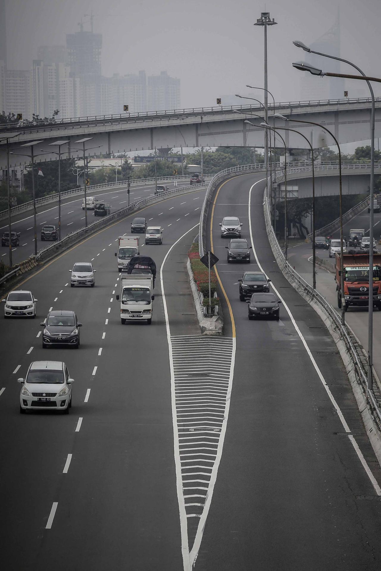 Tarif Tol Jakarta-Surabaya...
