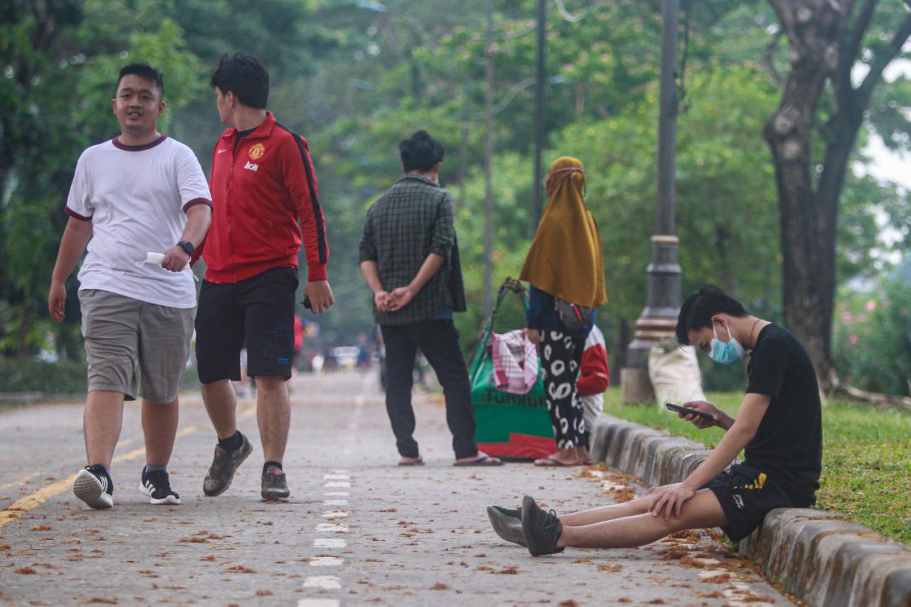 Sarana Olahraga Banjir...