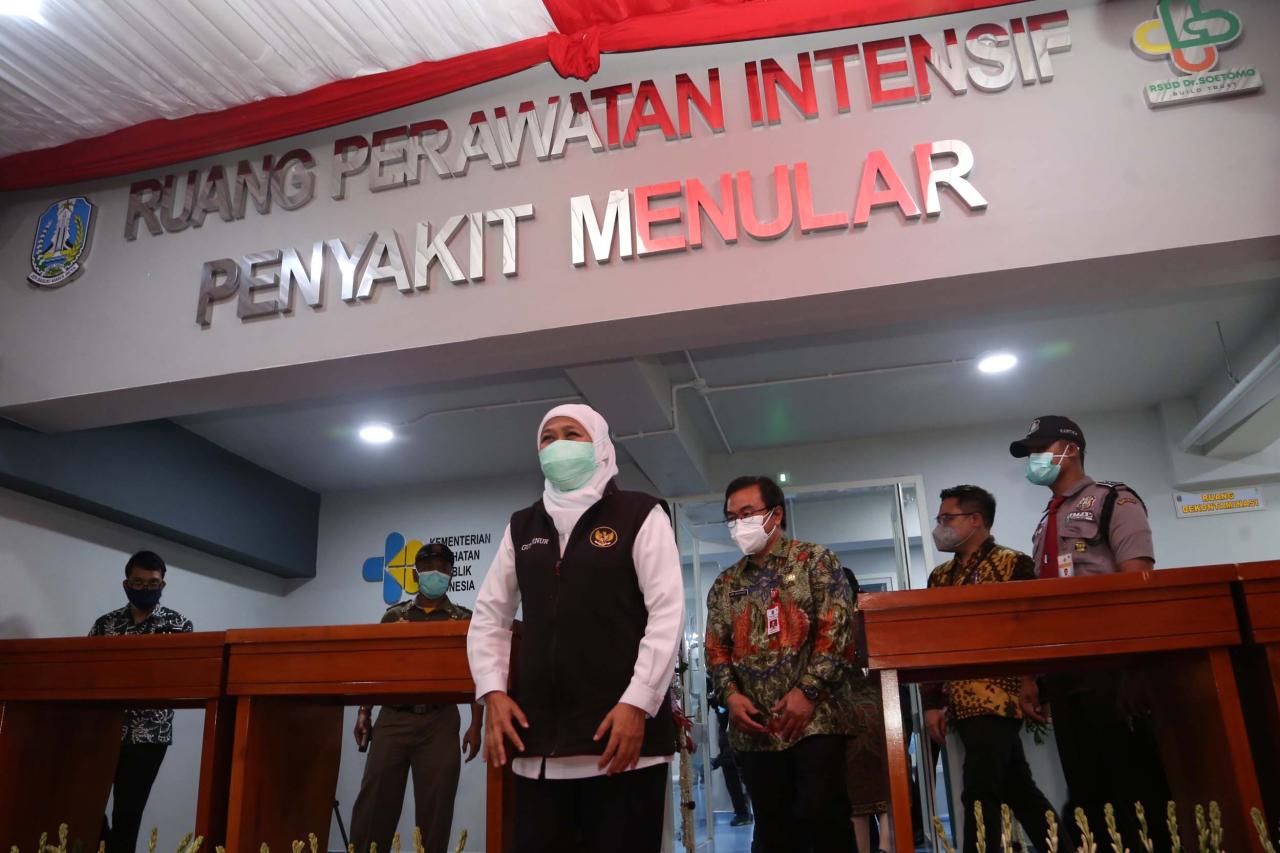 Gubernur Khofifah Resmikan...
