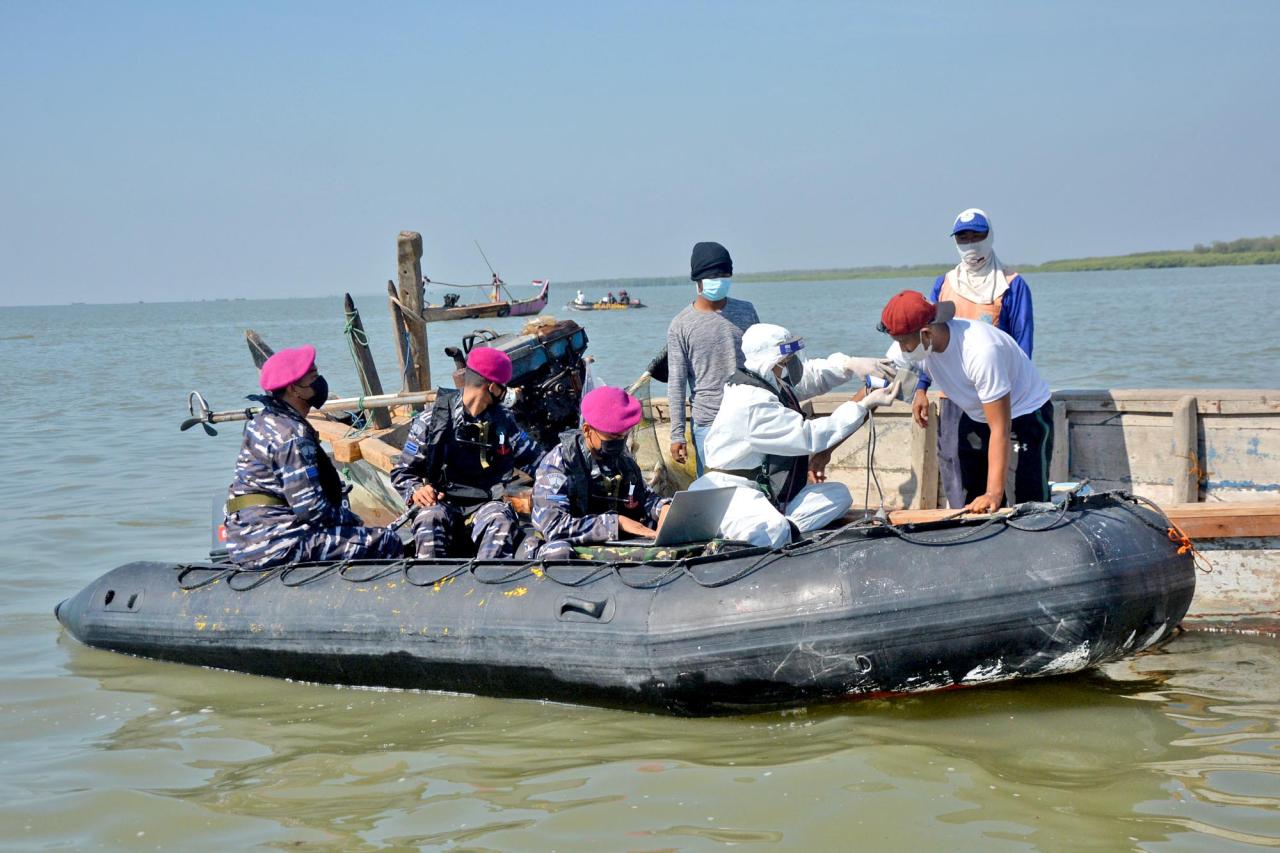 Hingga Tengah Laut,...