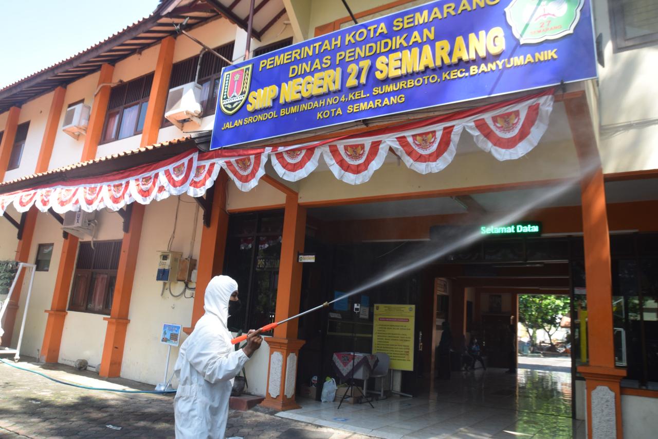 Jelang PTM, SMPN 27...