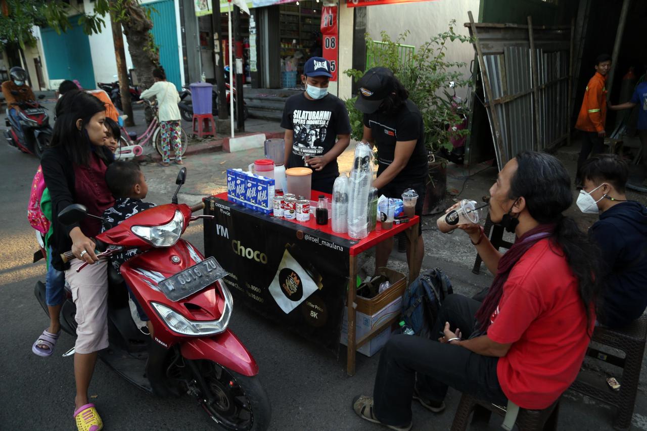 Demi Anak Istri, Rock...