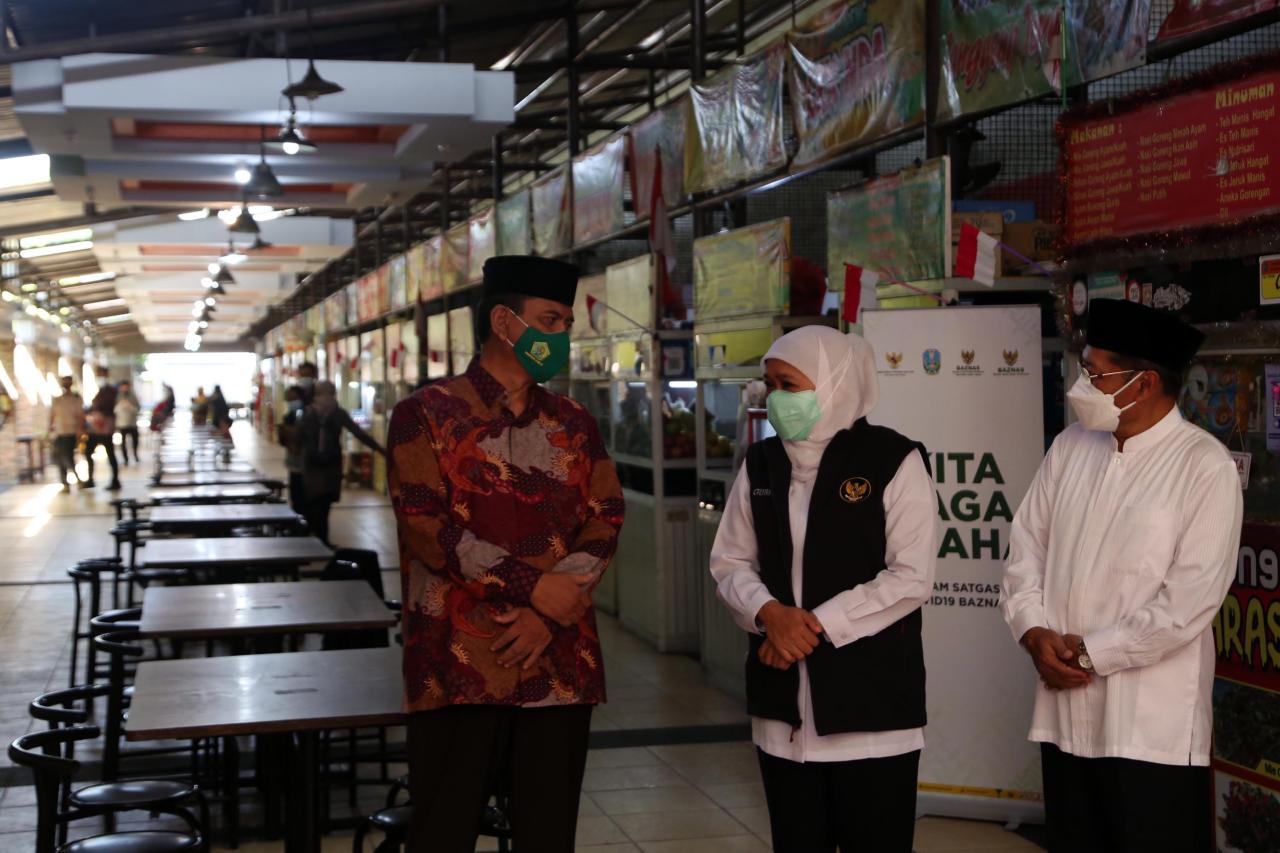 Baznas RI Salurkan Bantuan...