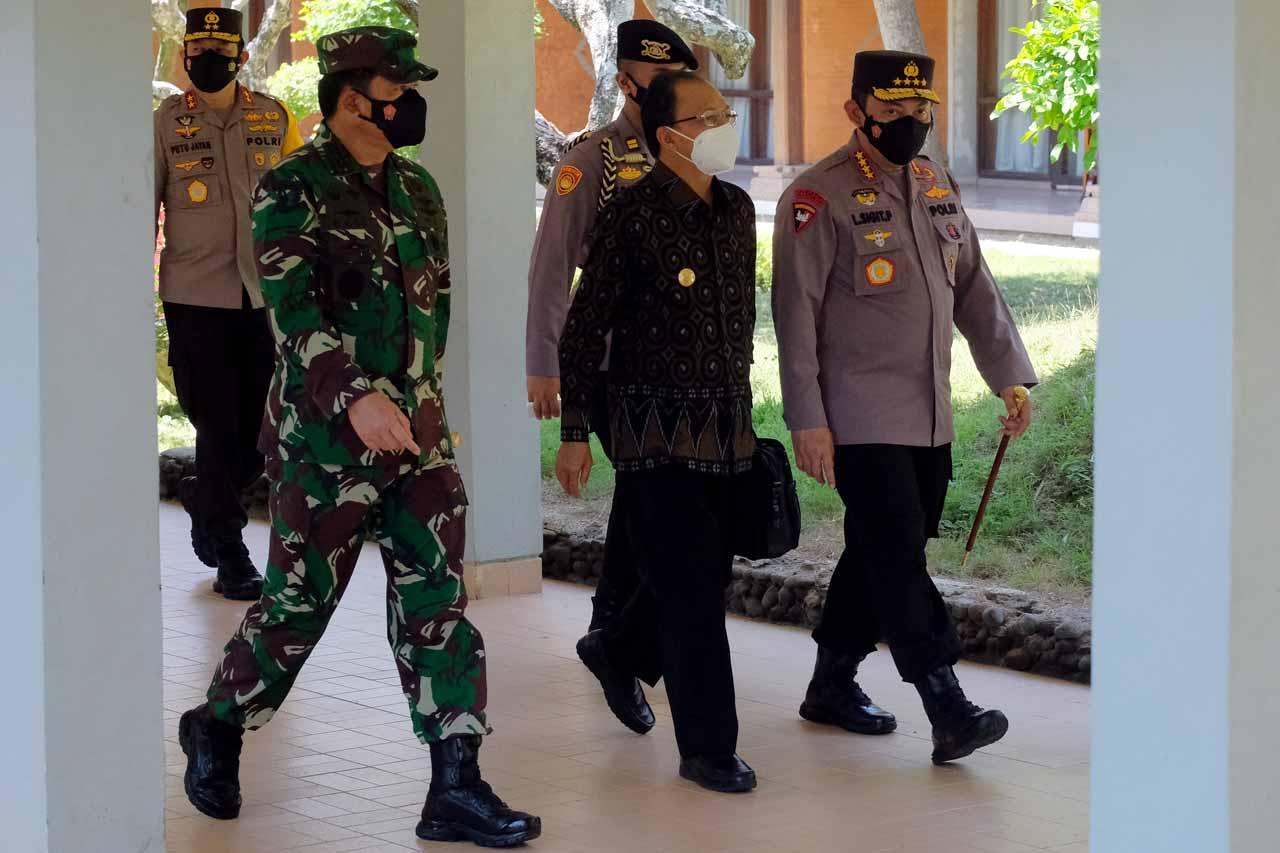 Panglima TNI Bersama...