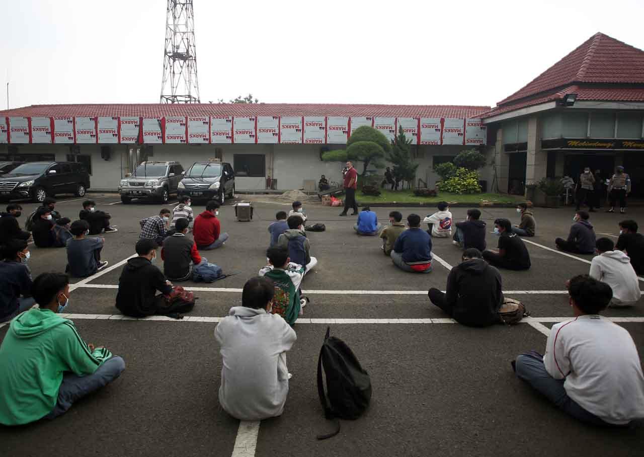 Hari Pertama PTM di...
