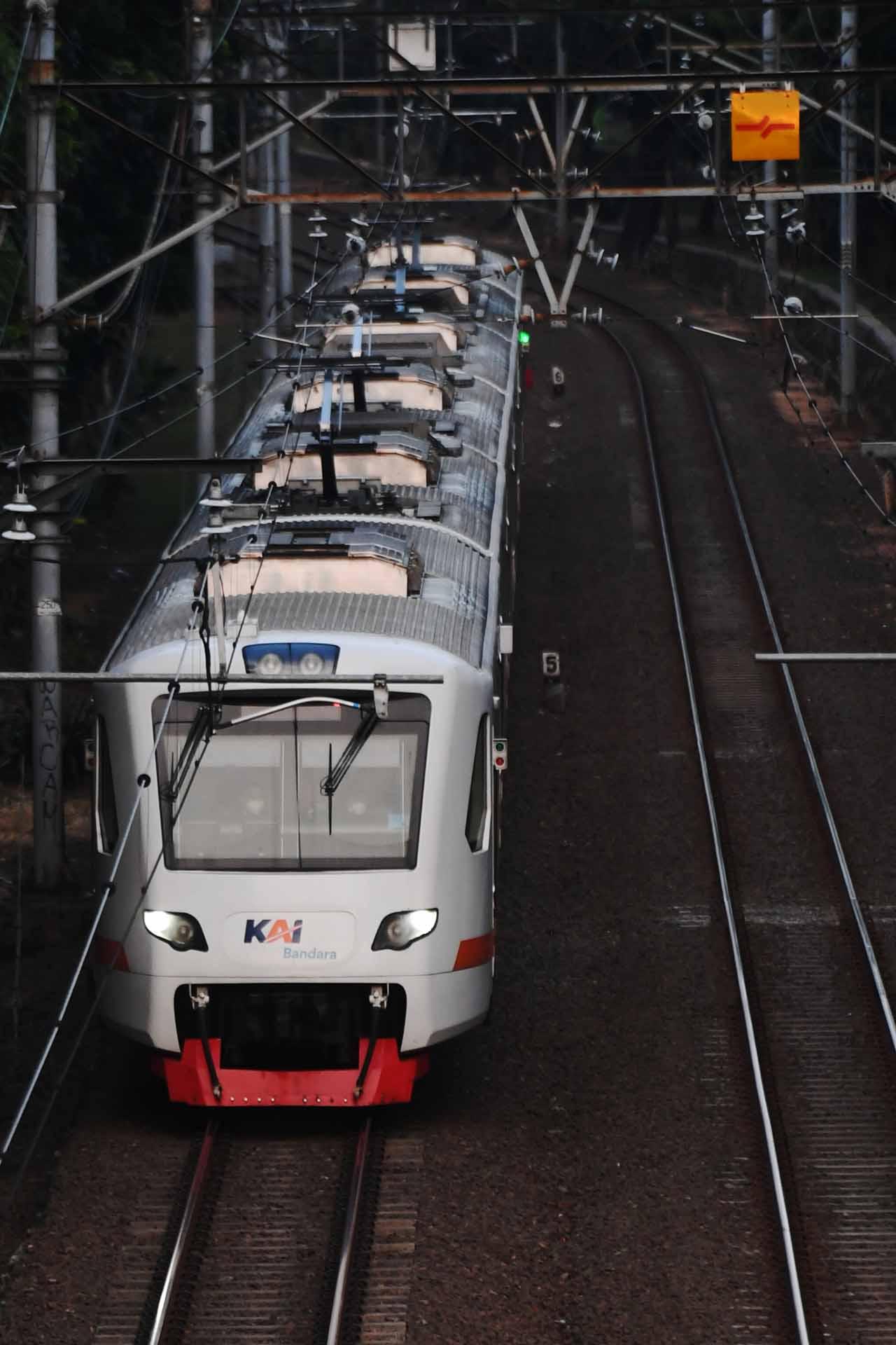 Kereta Bandara Kembali...
