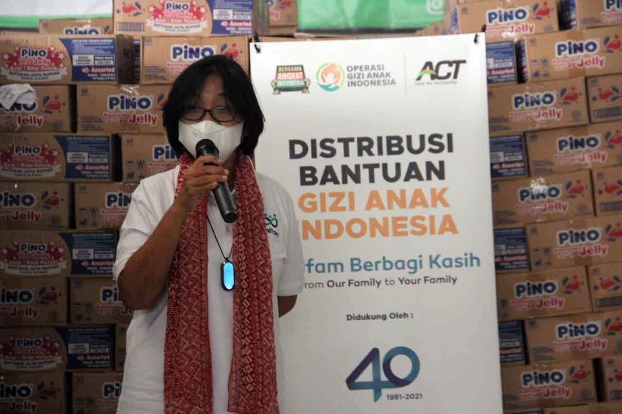 Unifam Berbagi Kasih...