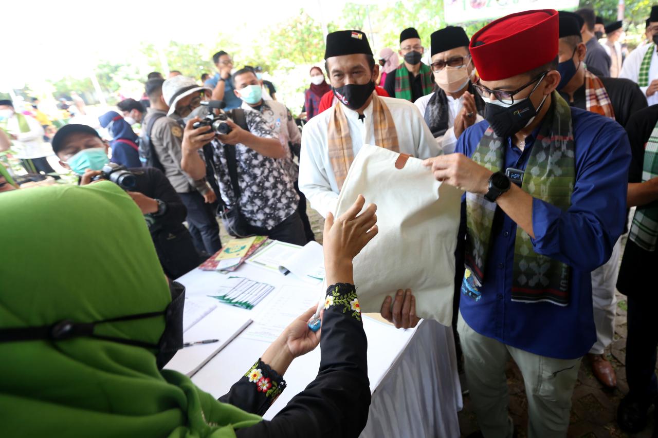 Pemanfaatan Sampah Menjadi...