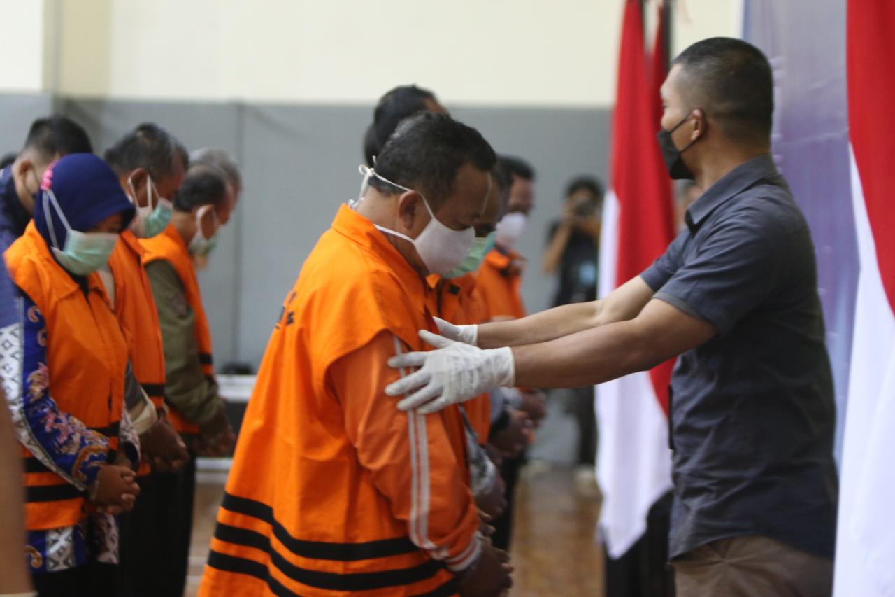 Memalukan, Ini Dia Penampakan...