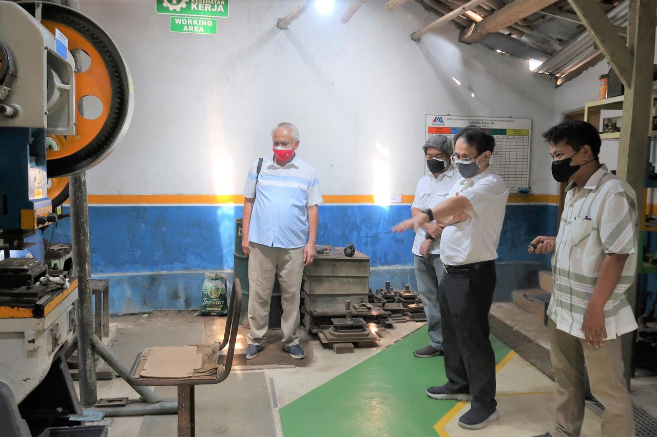 YDBA Kunjungi UMKM di...