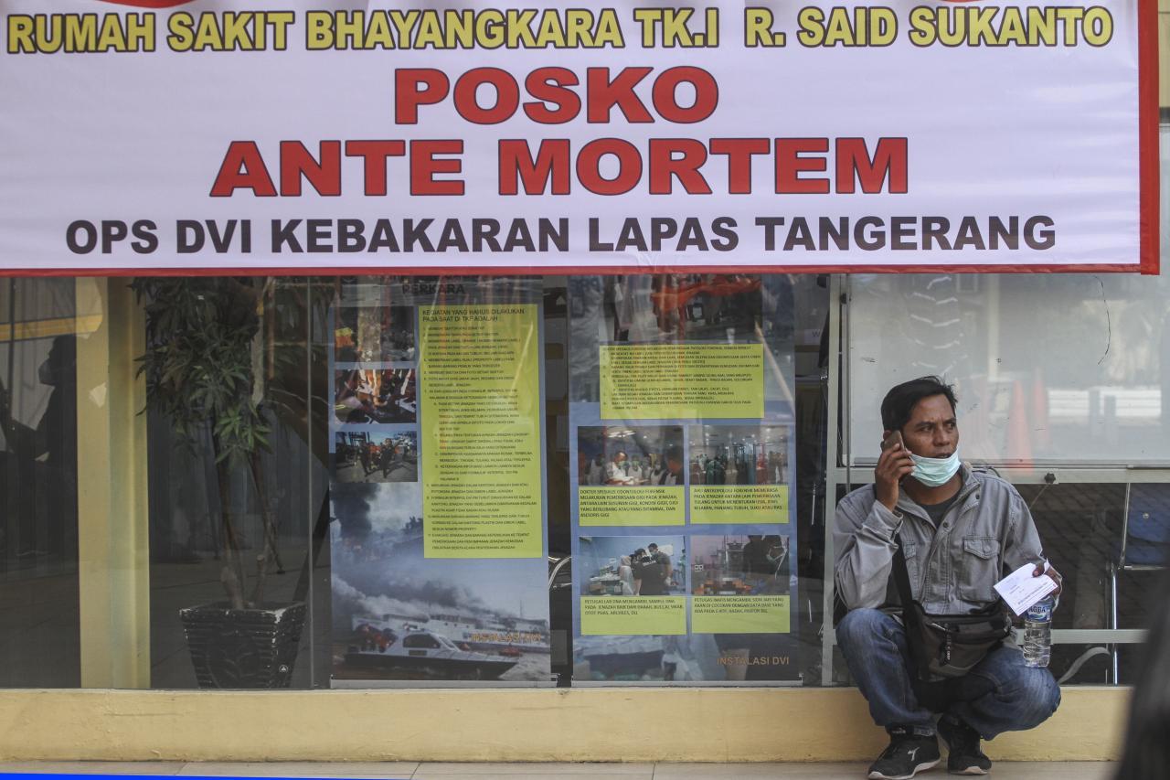 Keluarga Korban Kebakaran...