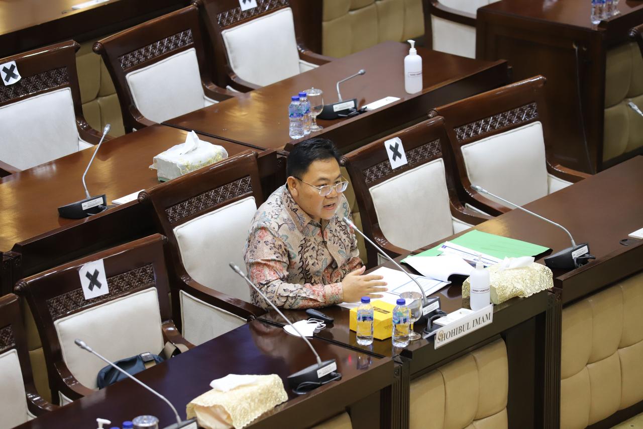 Uji Kelayakan dan Kepatutan...