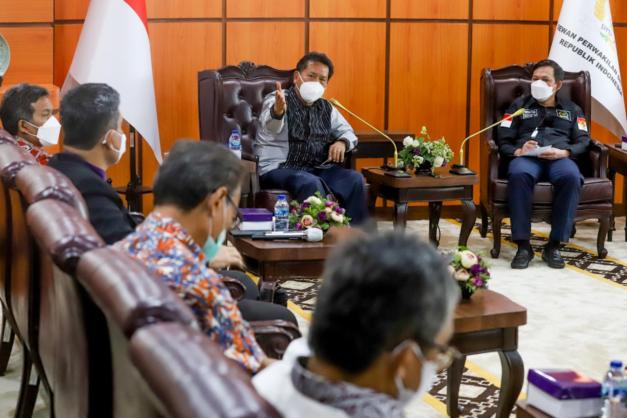 Temui DPD RI, Kelompok...