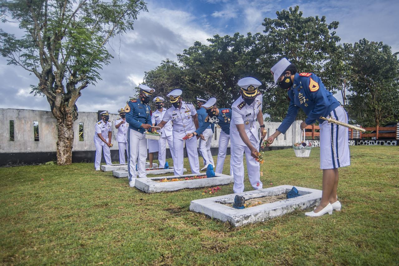Ziarah Taman Makam Pahlawan...