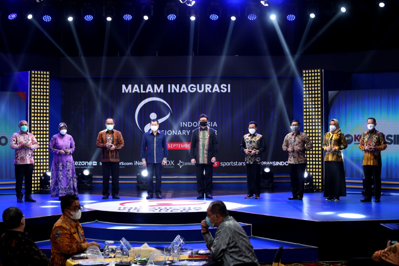 15 Kepala Daerah Berprestasi...
