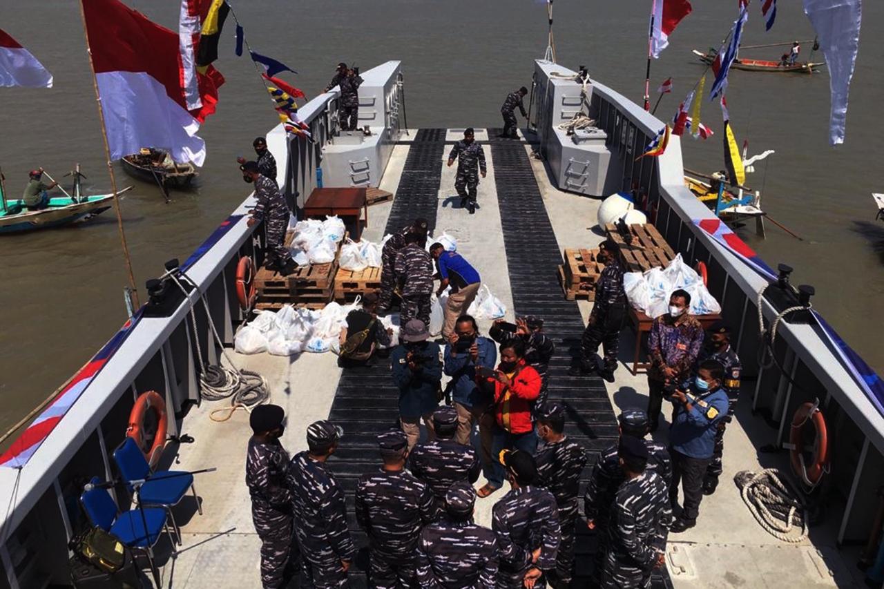 Berkah HUT TNI AL Ke-76,...