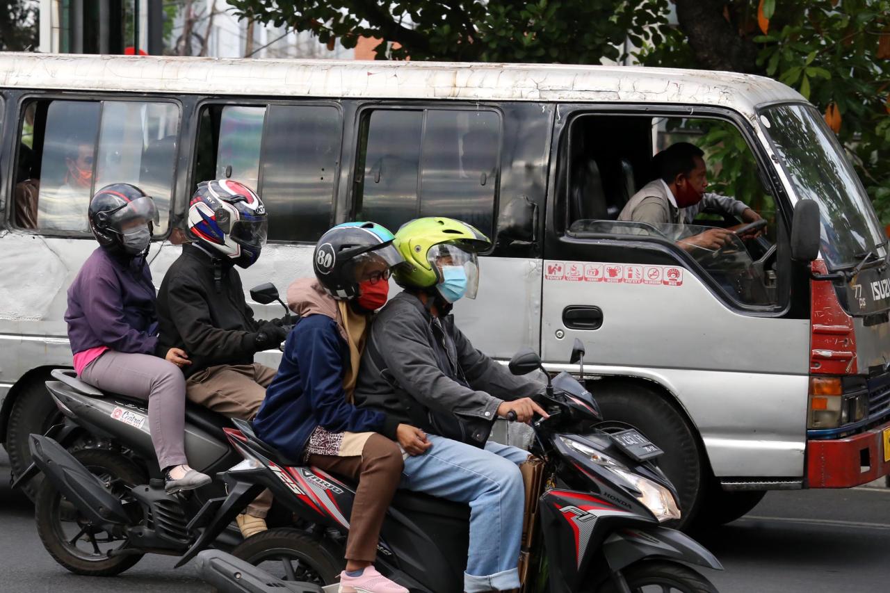 Pemprov Jatim Beri Diskon...