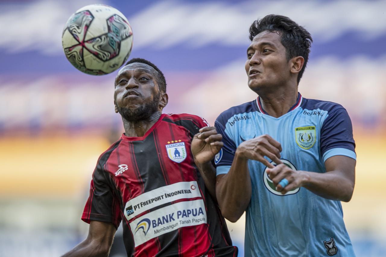 Persela Lamongan Tundukkan...