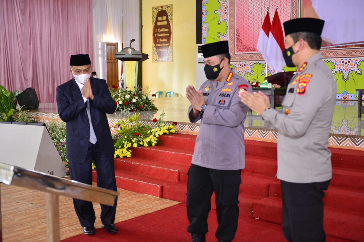 Kapolri Resmikan Gedung...