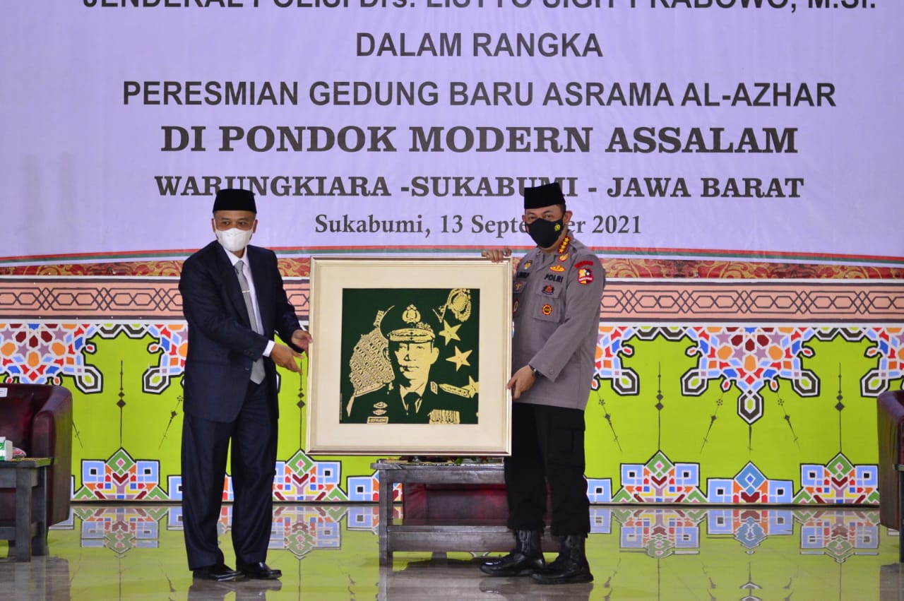 Kapolri Resmikan Gedung...