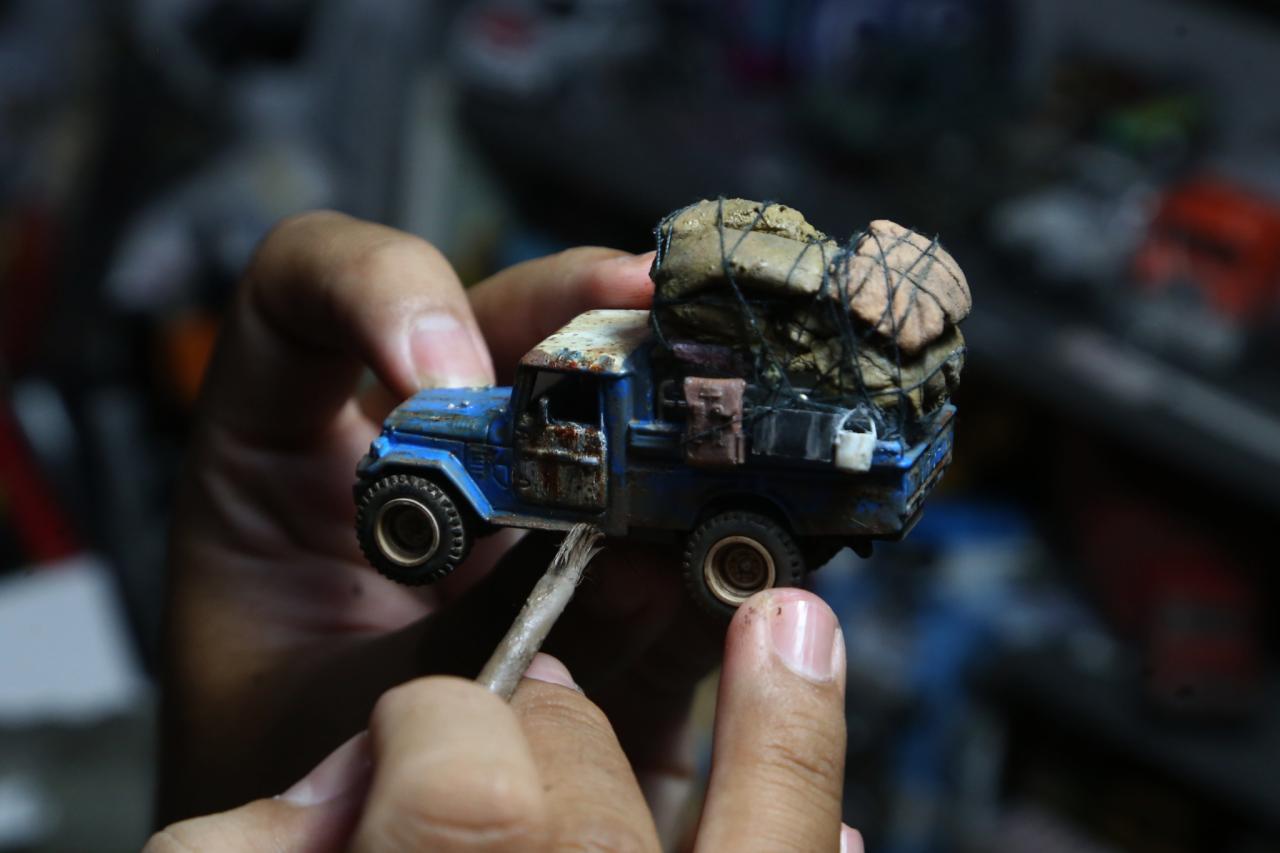 Bermodal Barang Bekas,...