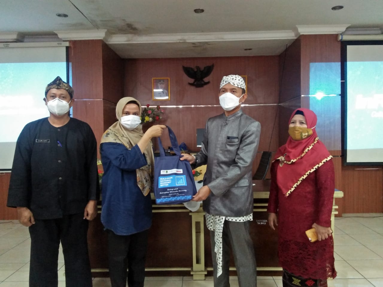 Rayakan HUT ke-388 Karawang,...