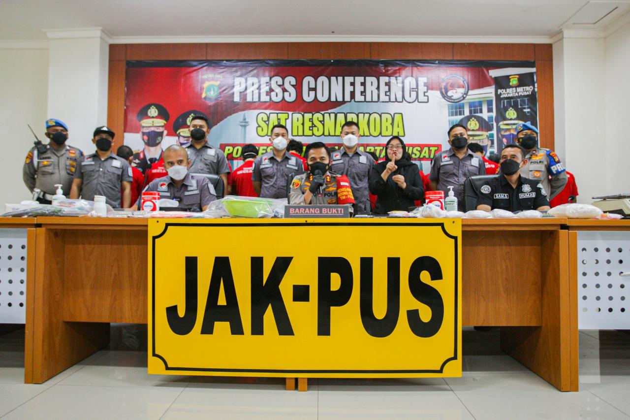 Polres Metro Jakpus...