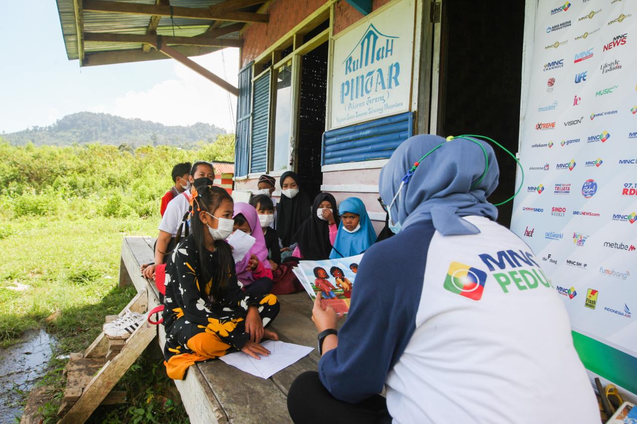 Relawan MNC Peduli Gotong...